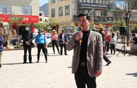 找好企業(yè)引路人 轉(zhuǎn)移就業(yè)促增收